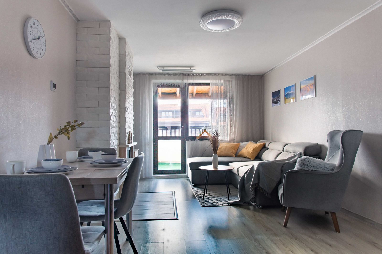 Bansko living area
